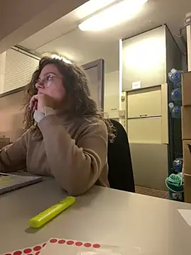 ItalianiMuli online show from January 27, 2025, 4:33 pm