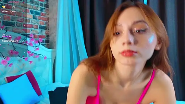 Snapshot of EvaLeester chatting on November 30, 2025, 7:12 am EvaLeester online show from November 30, 2025, 7:12 am