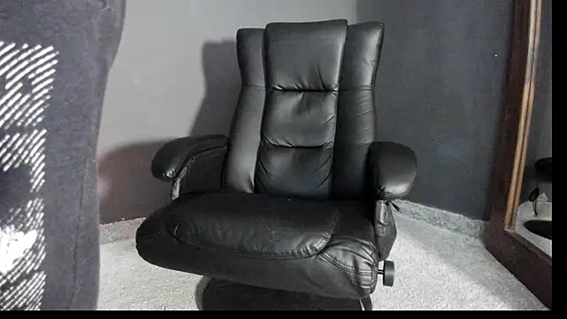 Brock hurn1 online show from September 12, 2025, 2:11 am