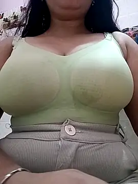 cute-mahek online show from November 5, 2025, 6:52 pm