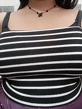 Snapshot of cute-mahek chatting on July 1, 2026, 7:46 pm cute-mahek online show from July 1, 2026, 7:46 pm