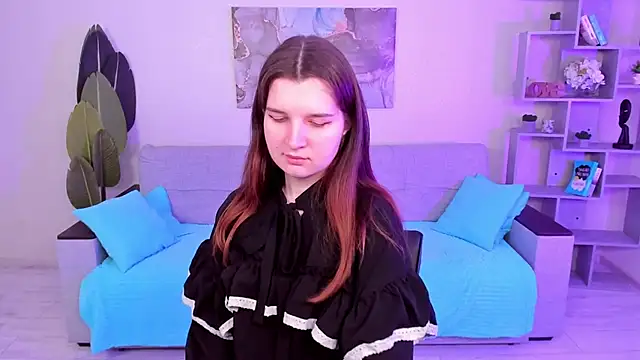 BonneyLove online show from February 17, 2025, 6:26 pm