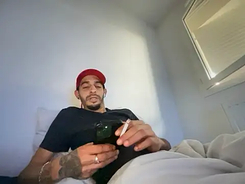 Rebeu313 online show from November 14, 2025, 9:52 am