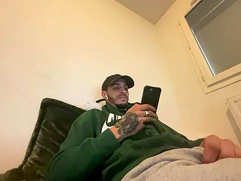 Rebeu313 online show from January 17, 2026, 10:20 am