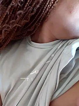 curvybigassqueen online show from February 25, 2026, 9:19 am