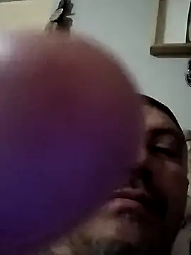 Snapshot of B_DOGG69 chatting on February 15, 2025, 1:27 pm B DOGG69 online show from February 15, 2025, 1:27 pm