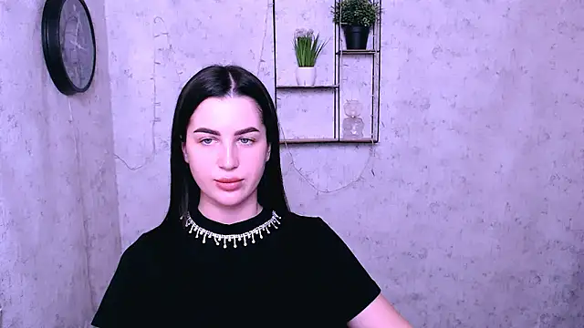 Snapshot of DivaKaily_ chatting on February 1, 2025, 9:11 am DivaKaily  online show from February 1, 2025, 9:11 am