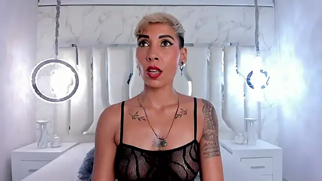 MiaMorgan  online show from February 27, 2025, 6:42 pm