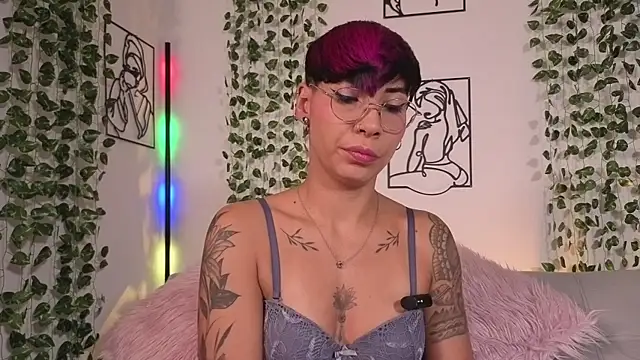 MiaMorgan  online show from July 2, 2026, 1:50 pm