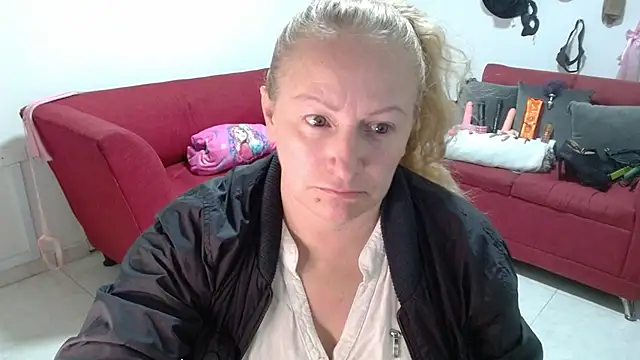 emperabigbootybigass online show from February 12, 2026, 12:22 pm