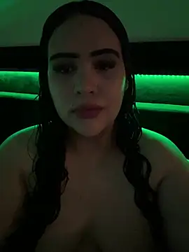 iTrapXXXBACKUP online show from April 16, 2026, 10:34 pm