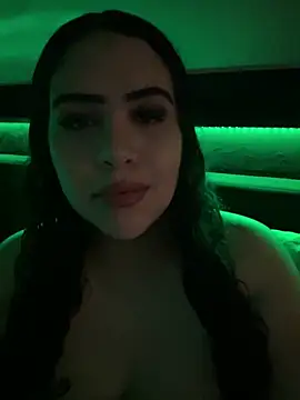 iTrapXXXBACKUP online show from April 18, 2026, 8:18 am