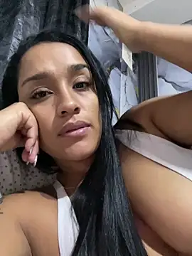 KatalinnaBrown online show from February 5, 2026, 11:04 am