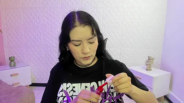 Violetaa diazz online show from December 22, 2025, 9:12 pm