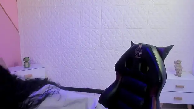 Violetaa diazz online show from February 12, 2026, 9:10 pm