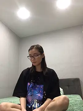 Milka23 online show from February 14, 2025, 2:54 pm