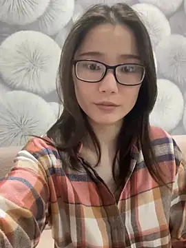 Milka23 online show from March 9, 2025, 2:43 pm