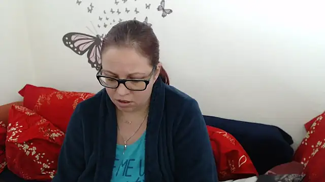 LadyHellene online show from March 4, 2025, 6:04 am