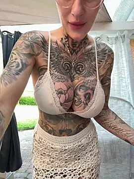 MeganWitch online show from June 24, 2026, 4:28 pm
