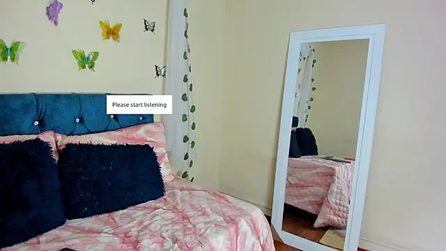 cristalwalker   online show from September 14, 2025, 10:25 am