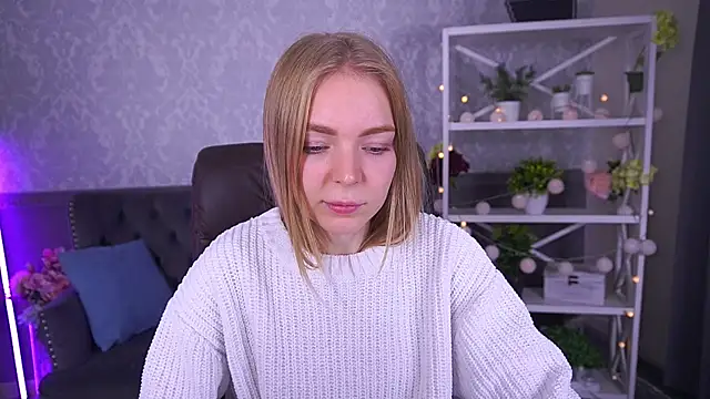 EmilySunshineS online show from September 30, 2025, 6:29 am