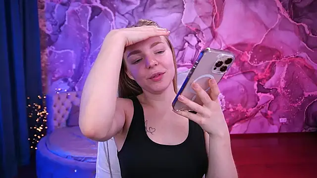 EmilySunshineS online show from October 18, 2025, 1:23 pm