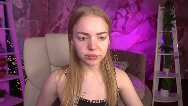 EmilySunshineS online show from March 28, 2026, 5:18 am