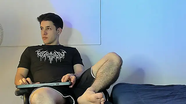 Snapshot of Adan_rivas_ chatting on March 5, 2025, 11:16 pm Adan rivas online show from March 5, 2025, 11:16 pm