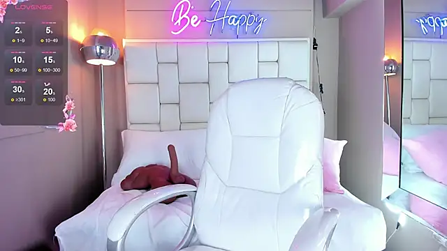 VioletthaRous online show from October 28, 2025, 10:56 pm