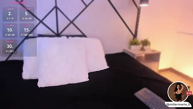 Snapshot of marie_miller_ chatting on October 8, 2025, 12:14 pm marie miller online show from October 8, 2025, 12:14 pm