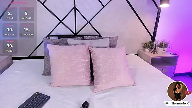 Snapshot of marie_miller_ chatting on December 2, 2025, 12:10 pm marie miller online show from December 2, 2025, 12:10 pm