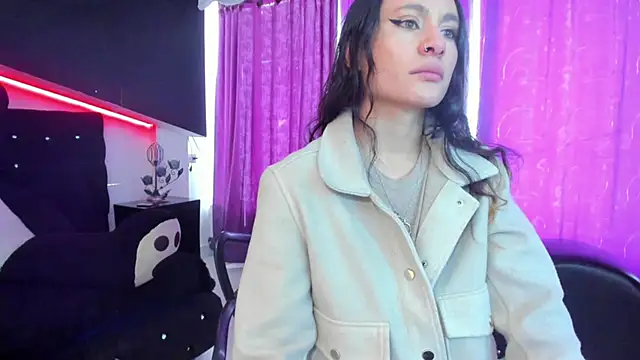 Snapshot of Coral_Gibson chatting on September 20, 2025, 1:45 pm Coral Gibson online show from September 20, 2025, 1:45 pm