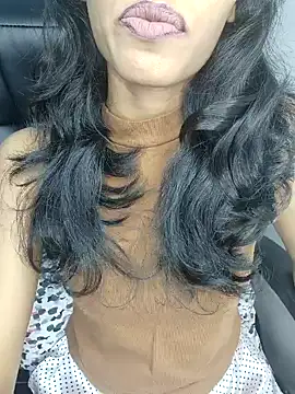 Snapshot of glam_goddess chatting on December 23, 2024, 6:58 pm glam goddess online show from December 23, 2024, 6:58 pm