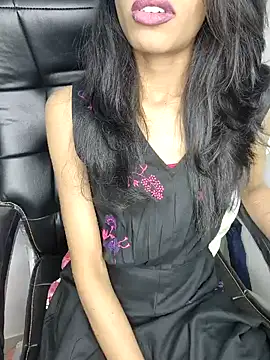 Snapshot of glam_goddess chatting on January 2, 2025, 7:18 pm glam goddess online show from January 2, 2025, 7:18 pm