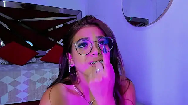 GiaFu online show from March 12, 2025, 9:03 pm