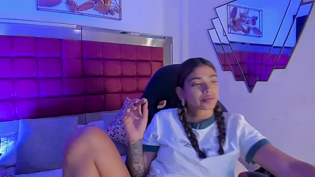 GiaFu online show from April 11, 2026, 6:12 pm