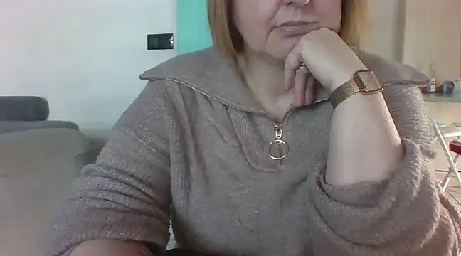 Snapshot of Sandcoq chatting on February 27, 2025, 2:54 pm Sandcoq online show from February 27, 2025, 2:54 pm