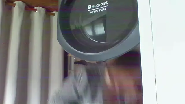 Snapshot of Sandcoq chatting on October 3, 2025, 9:06 am Sandcoq online show from October 3, 2025, 9:06 am