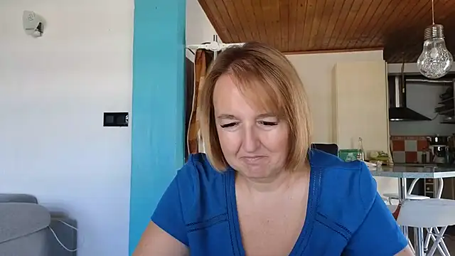 Snapshot of Sandcoq chatting on July 27, 2026, 8:21 am Sandcoq online show from July 27, 2026, 8:21 am