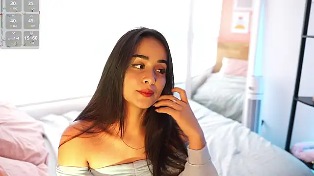 abigail adamss online show from March 6, 2026, 7:21 pm