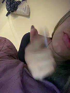 Carolinen online show from April 14, 2026, 6:03 pm