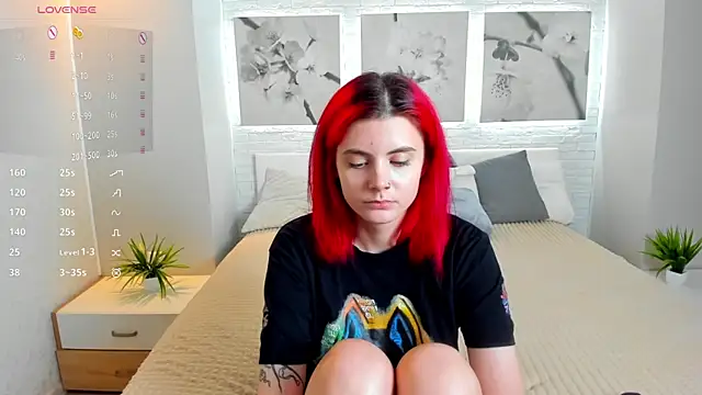 HarpyWitch online show from December 7, 2024, 11:23 pm