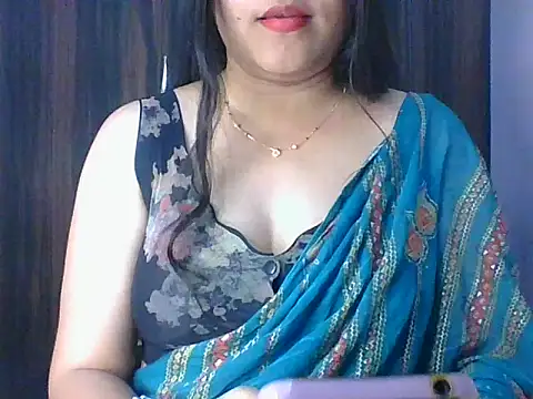 Snapshot of santurmom chatting on June 16, 2026, 6:21 pm santurmom online show from June 16, 2026, 6:21 pm