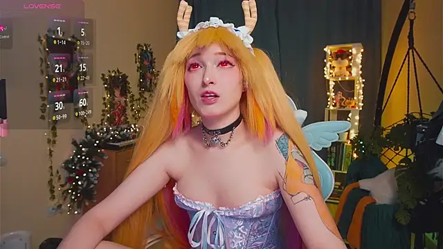 koshkasenpai online show from January 4, 2025, 3:07 am