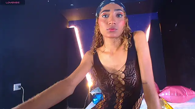 Charlotte Love10 online show from February 3, 2025, 12:04 am