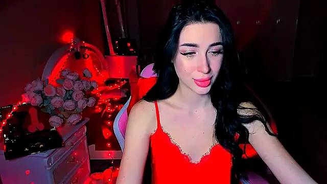 lovely desire online show from February 4, 2025, 2:43 pm