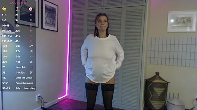 Charline TheFoxTail online show from December 8, 2024, 7:11 pm