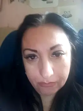 Veronica-Celie online show from February 18, 2026, 10:00 am