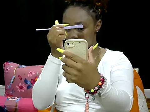 Pearl 00 online show from May 17, 2026, 4:14 pm