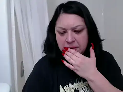 AlyssiaAmoreXO online show from February 21, 2025, 1:11 pm